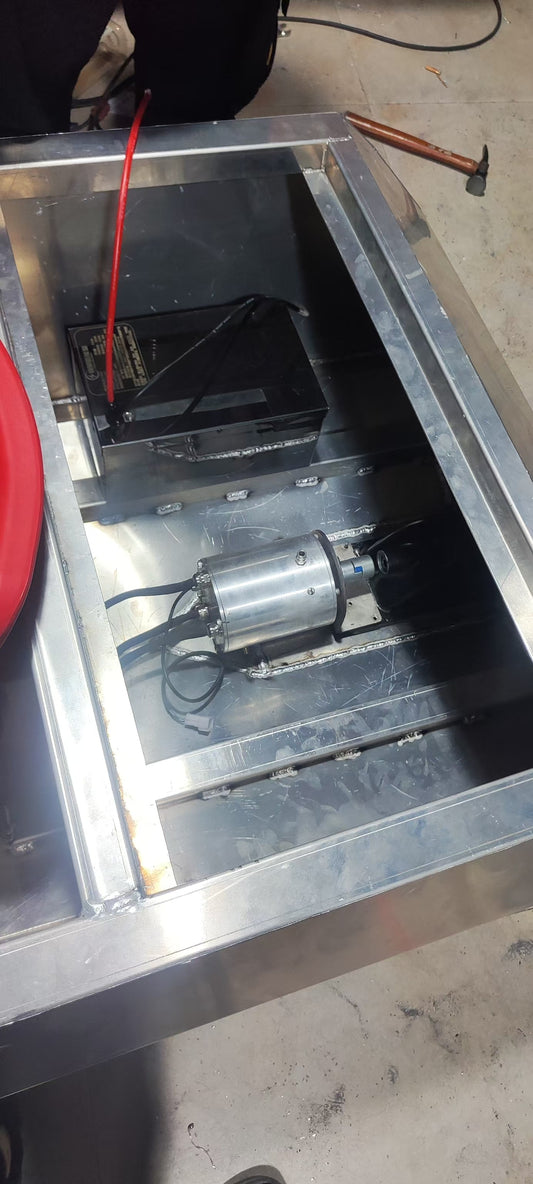 Enjoy the Tranquil Waters: Why the Electric MiniJetboat is the New Answer for Future Water Recreation?